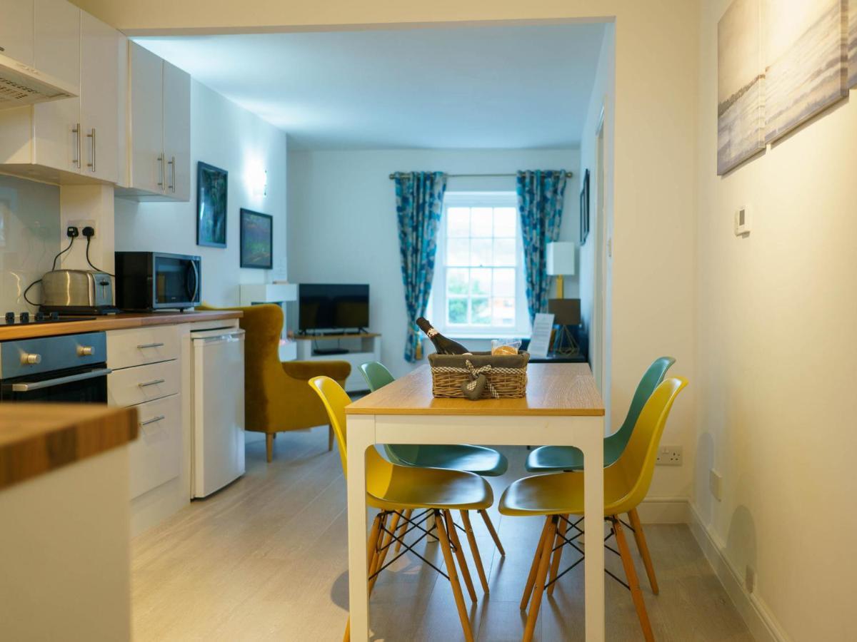 Pass The Keys Modern 2 Bed Flat Overlooking Aberaeron Harbour المظهر الخارجي الصورة