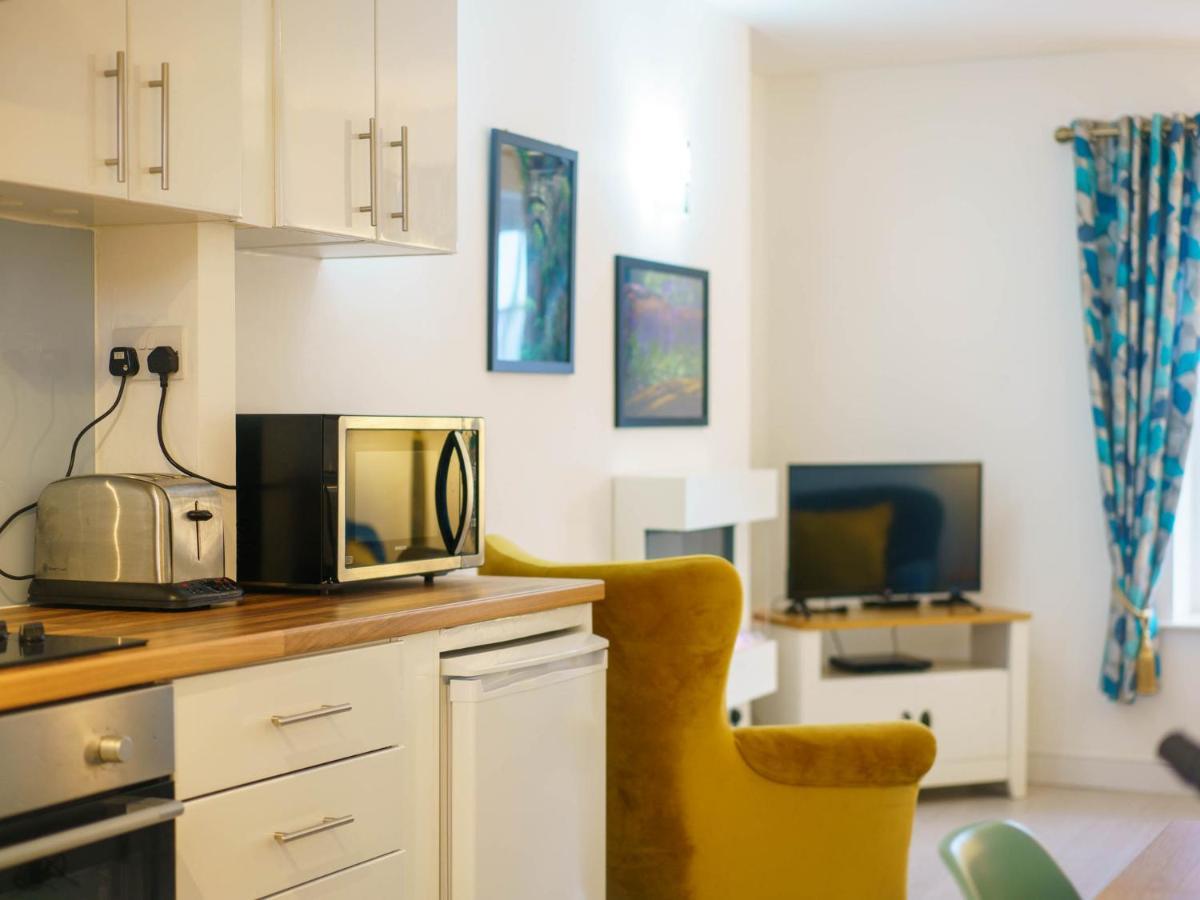 Pass The Keys Modern 2 Bed Flat Overlooking Aberaeron Harbour المظهر الخارجي الصورة