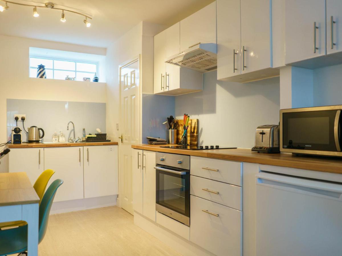 Pass The Keys Modern 2 Bed Flat Overlooking Aberaeron Harbour المظهر الخارجي الصورة