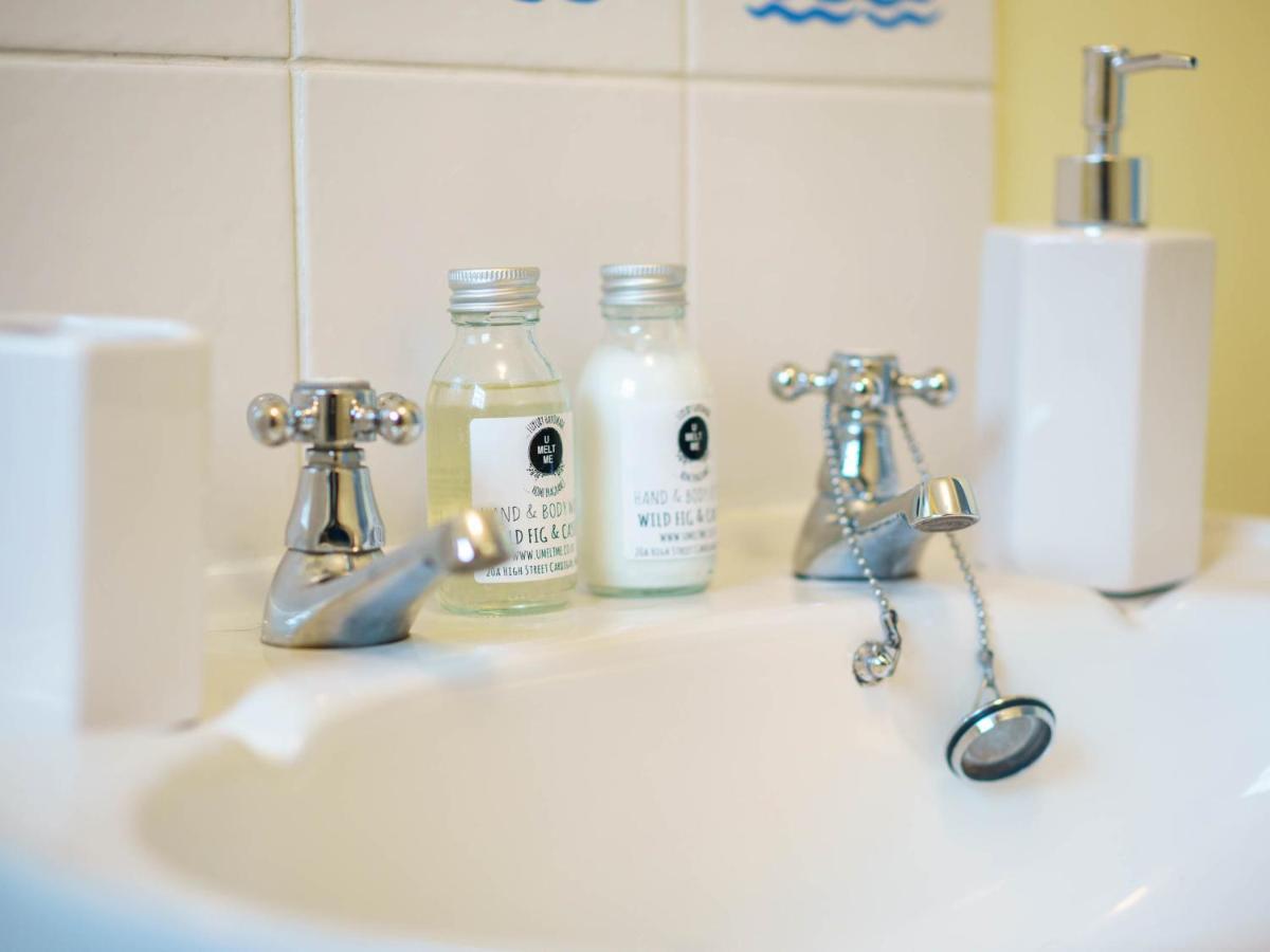 Pass The Keys Modern 2 Bed Flat Overlooking Aberaeron Harbour المظهر الخارجي الصورة